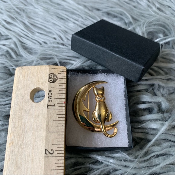 Vintage Cat & Moon Brooch - Picture 4 of 6